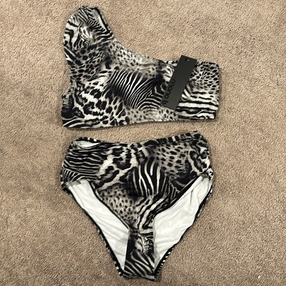 Mono B NWT bikini.